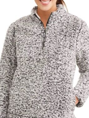 SO Cozy Softest Sherpa Faux Fur Gray Zippered Sweater Size M